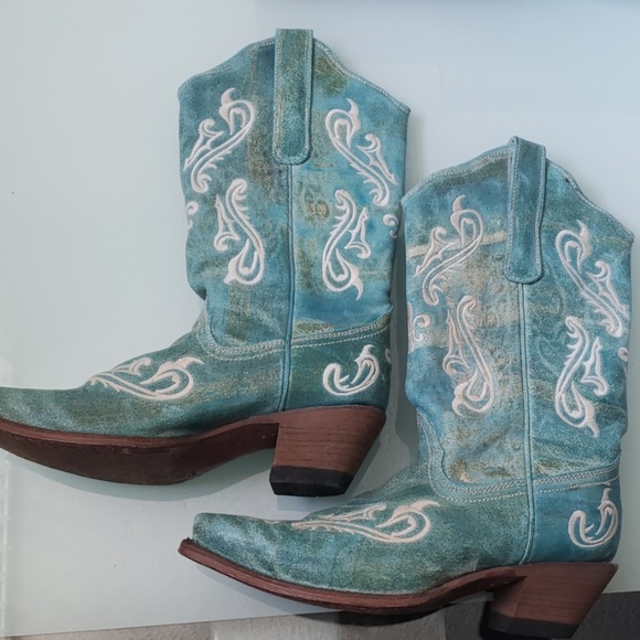 Corral Shoes - Distressed teal Cowboy boots, size 8.5 Corral